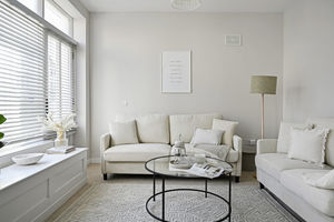 Sitting room- click for photo gallery